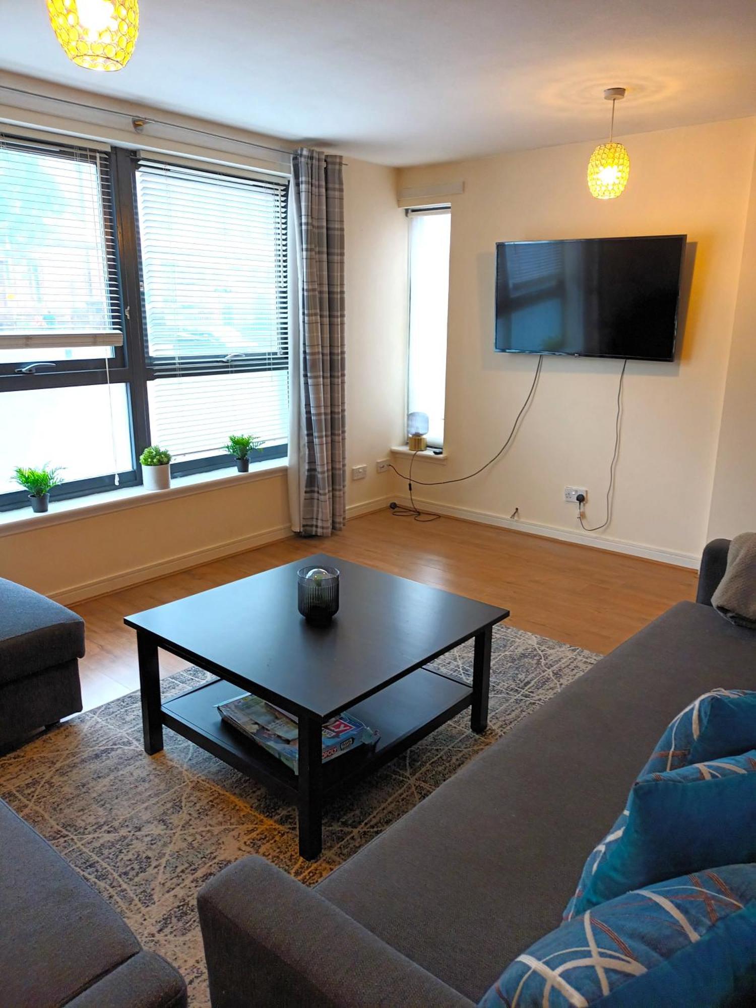 Fabulous 2 Bed Apt 10 Mins From City Centre Glasgow Exterior foto