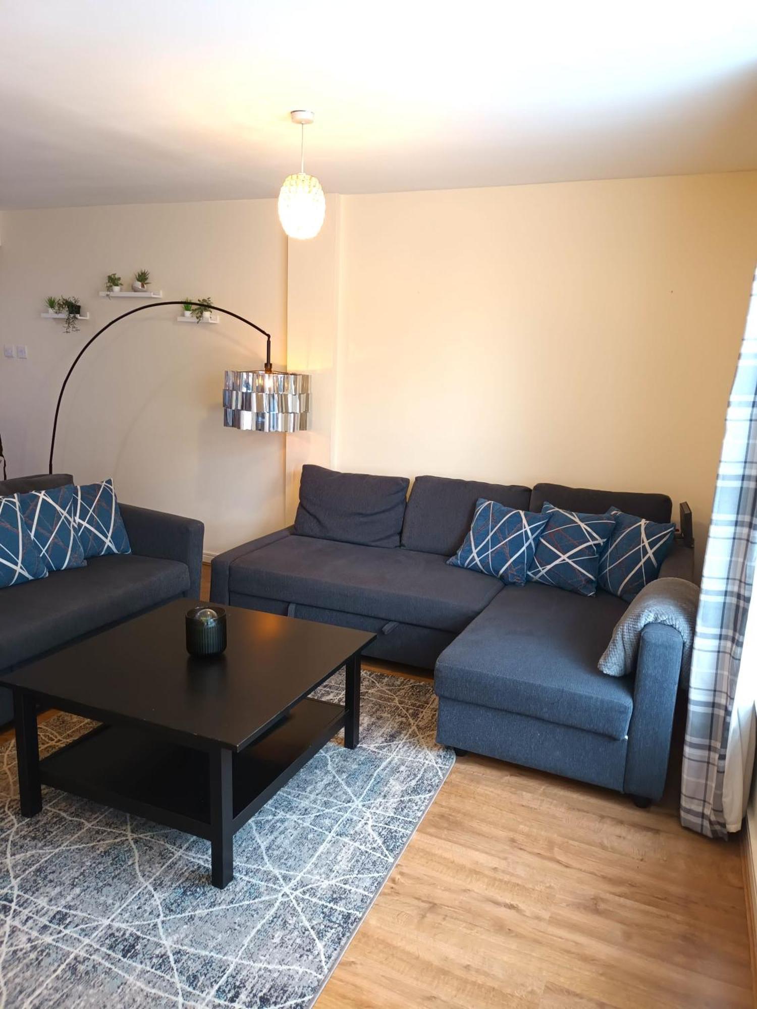 Fabulous 2 Bed Apt 10 Mins From City Centre Glasgow Exterior foto